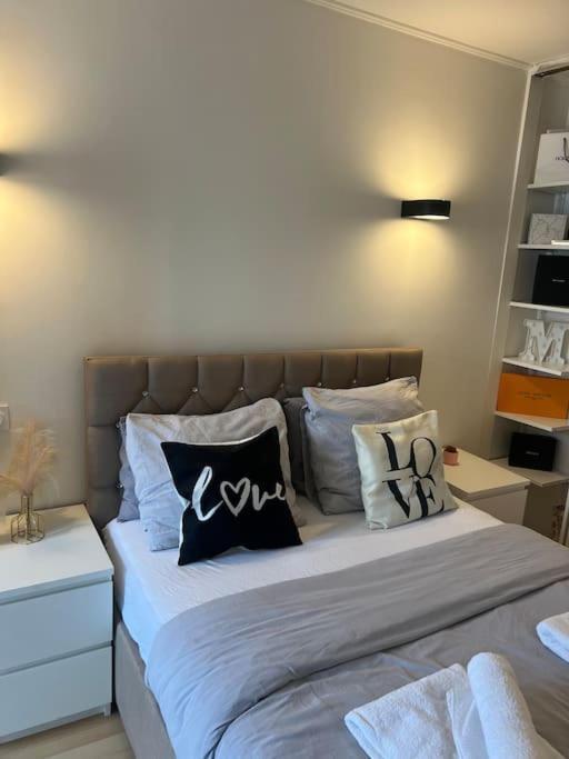 Appartement Paris Vue Tour Eiffel Trocadero Екстериор снимка