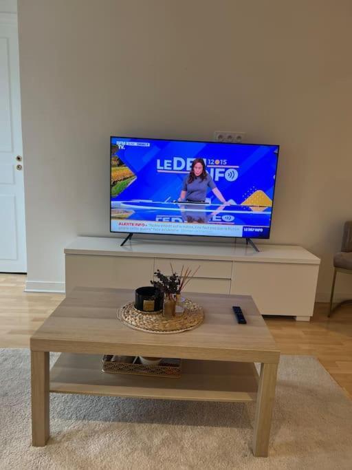 Appartement Paris Vue Tour Eiffel Trocadero Екстериор снимка