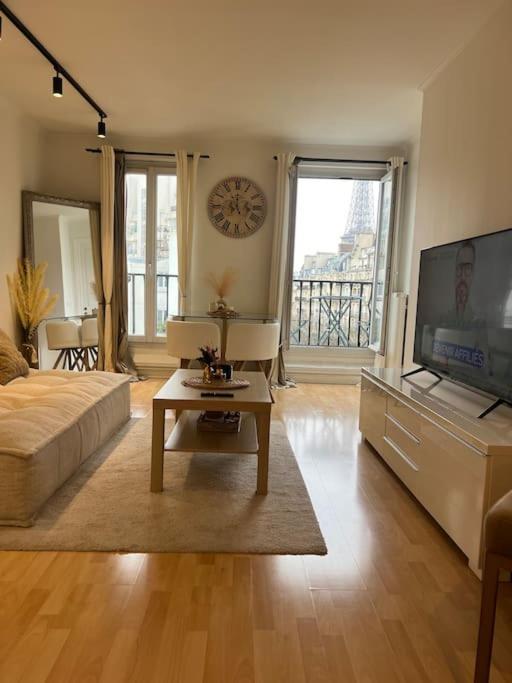 Appartement Paris Vue Tour Eiffel Trocadero Екстериор снимка
