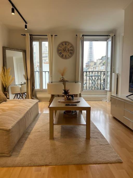 Appartement Paris Vue Tour Eiffel Trocadero Екстериор снимка